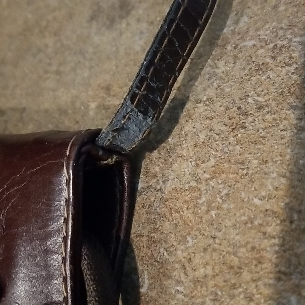 Vera Pelle dark brown crossbody purse approx 7x8 inches - Picture 15 of 15